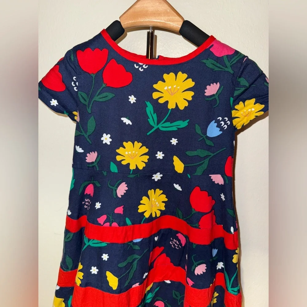 Mini Boden skater dress with multi-flower print, size 5/6 - Picture 2 of 6